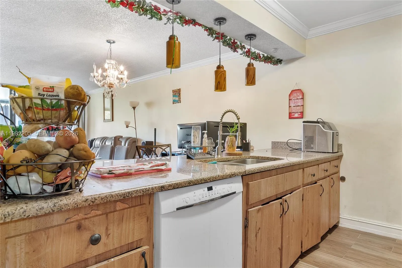 10304 Fairway Rd, Pembroke Pines, Florida 33026, Pembroke Pines, Florida 33026, 3 Bedrooms Bedrooms, ,2 BathroomsBathrooms,Residential,For Sale,10304 Fairway Rd, Pembroke Pines, Florida 33026,A11982205