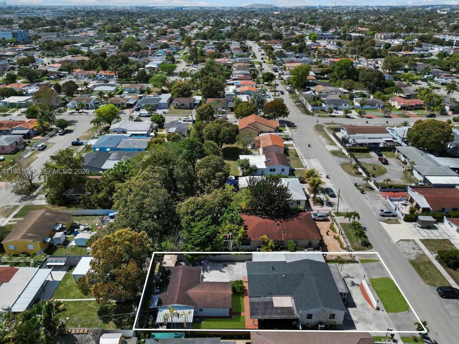 252 E 36th St, Hialeah, Florida 33013, Hialeah, Florida 33013, ,Residential Income,For Sale,252 E 36th St, Hialeah, Florida 33013,A11981027