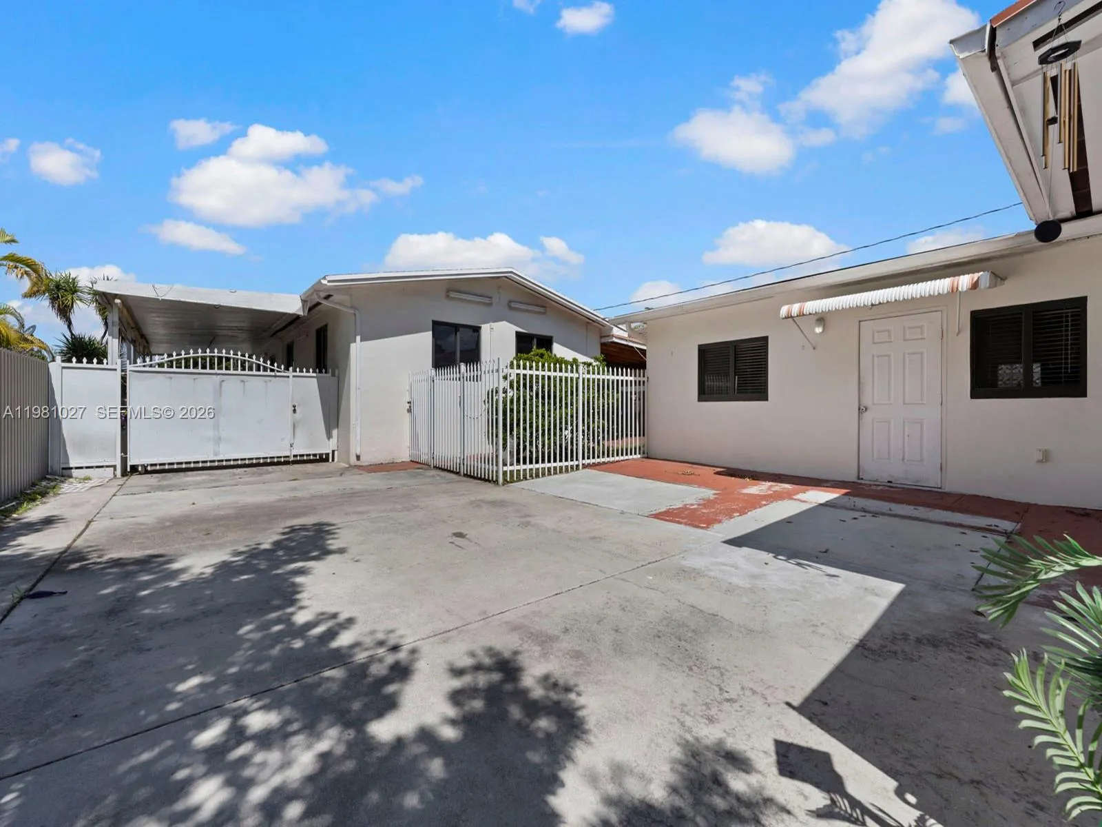 252 E 36th St, Hialeah, Florida 33013, Hialeah, Florida 33013, ,Residential Income,For Sale,252 E 36th St, Hialeah, Florida 33013,A11981027