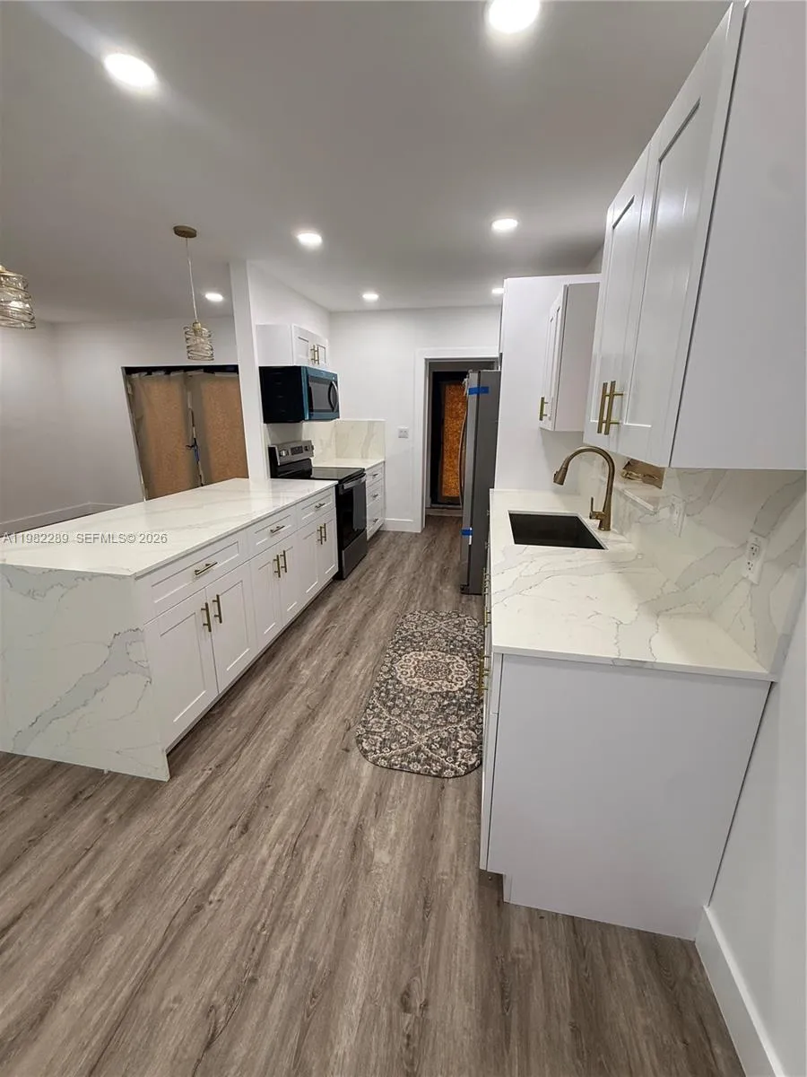 1014 W 66th St, Hialeah, Florida 33012, Hialeah, Florida 33012, 3 Bedrooms Bedrooms, ,2 BathroomsBathrooms,Residential,For Sale,1014 W 66th St, Hialeah, Florida 33012,A11982289