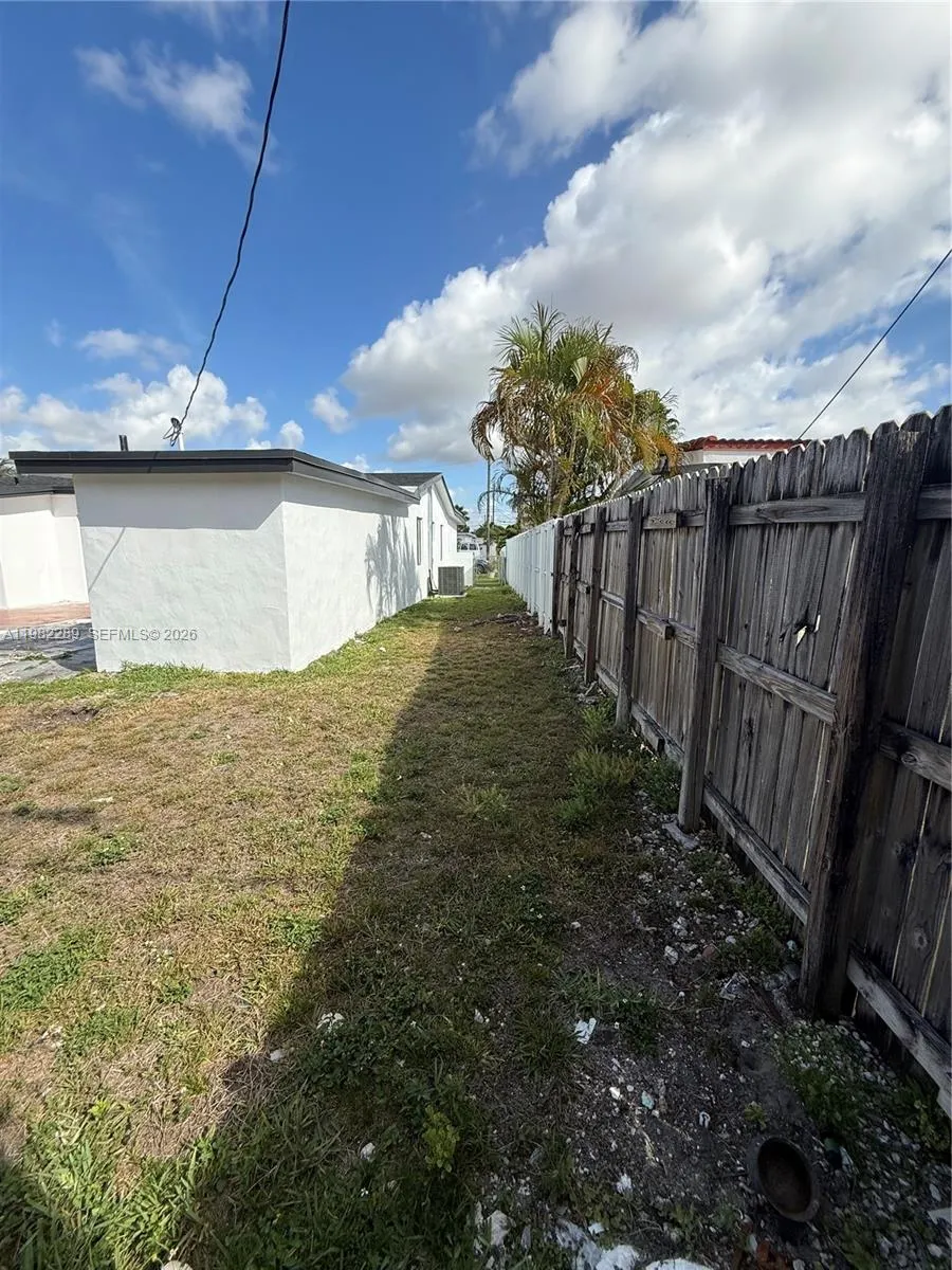 1014 W 66th St, Hialeah, Florida 33012, Hialeah, Florida 33012, 3 Bedrooms Bedrooms, ,2 BathroomsBathrooms,Residential,For Sale,1014 W 66th St, Hialeah, Florida 33012,A11982289