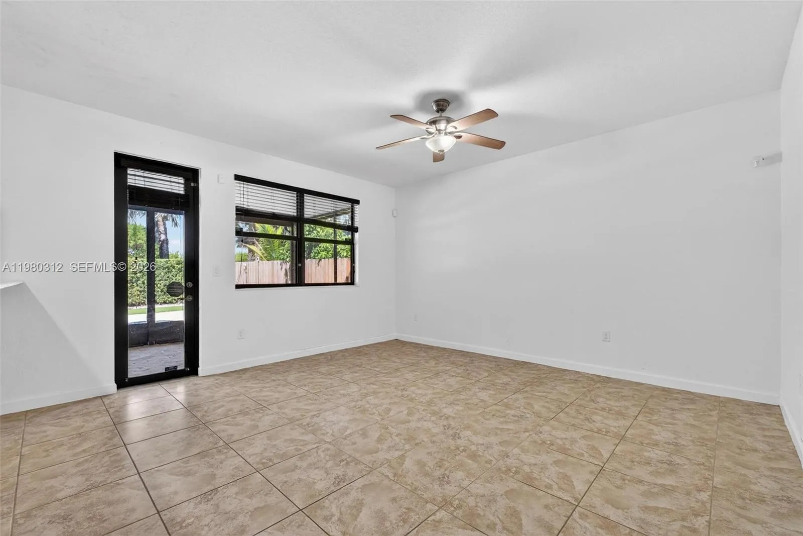 11561 Sw 232nd Ln 11561, Homestead, Florida 33032, Homestead, Florida 33032, 4 Bedrooms Bedrooms, ,2 BathroomsBathrooms,Residential Lease,For Rent,11561 Sw 232nd Ln 11561, Homestead, Florida 33032,A11980312