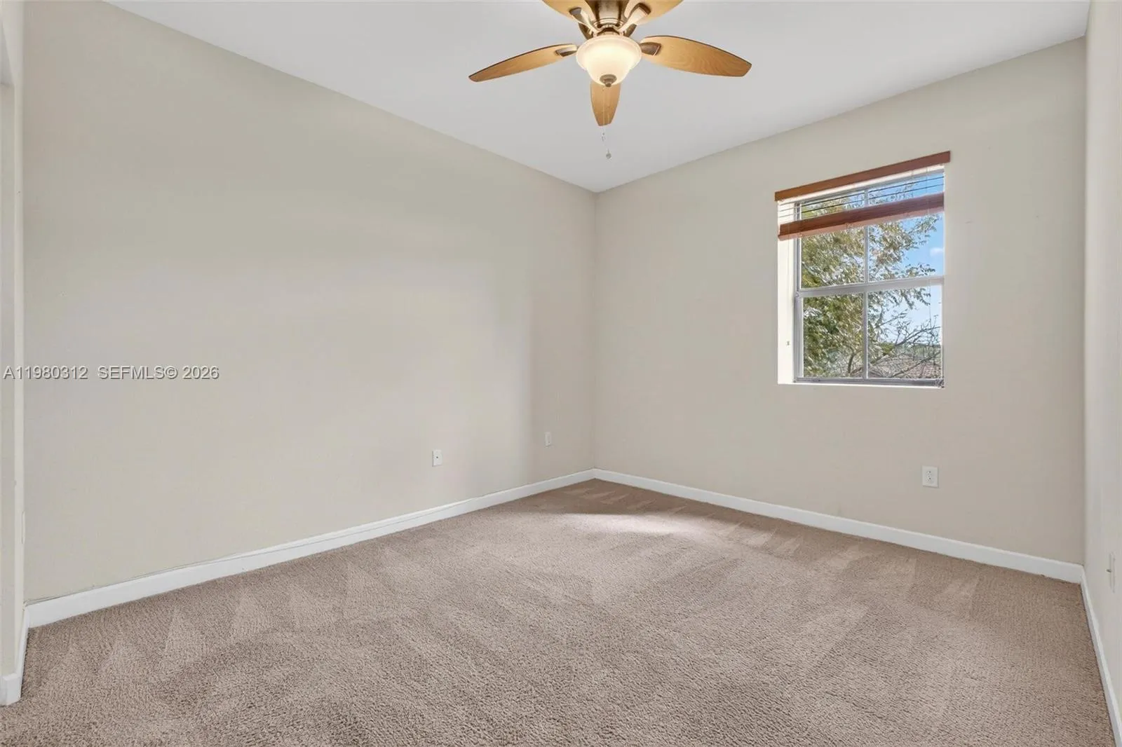 11561 Sw 232nd Ln 11561, Homestead, Florida 33032, Homestead, Florida 33032, 4 Bedrooms Bedrooms, ,2 BathroomsBathrooms,Residential Lease,For Rent,11561 Sw 232nd Ln 11561, Homestead, Florida 33032,A11980312