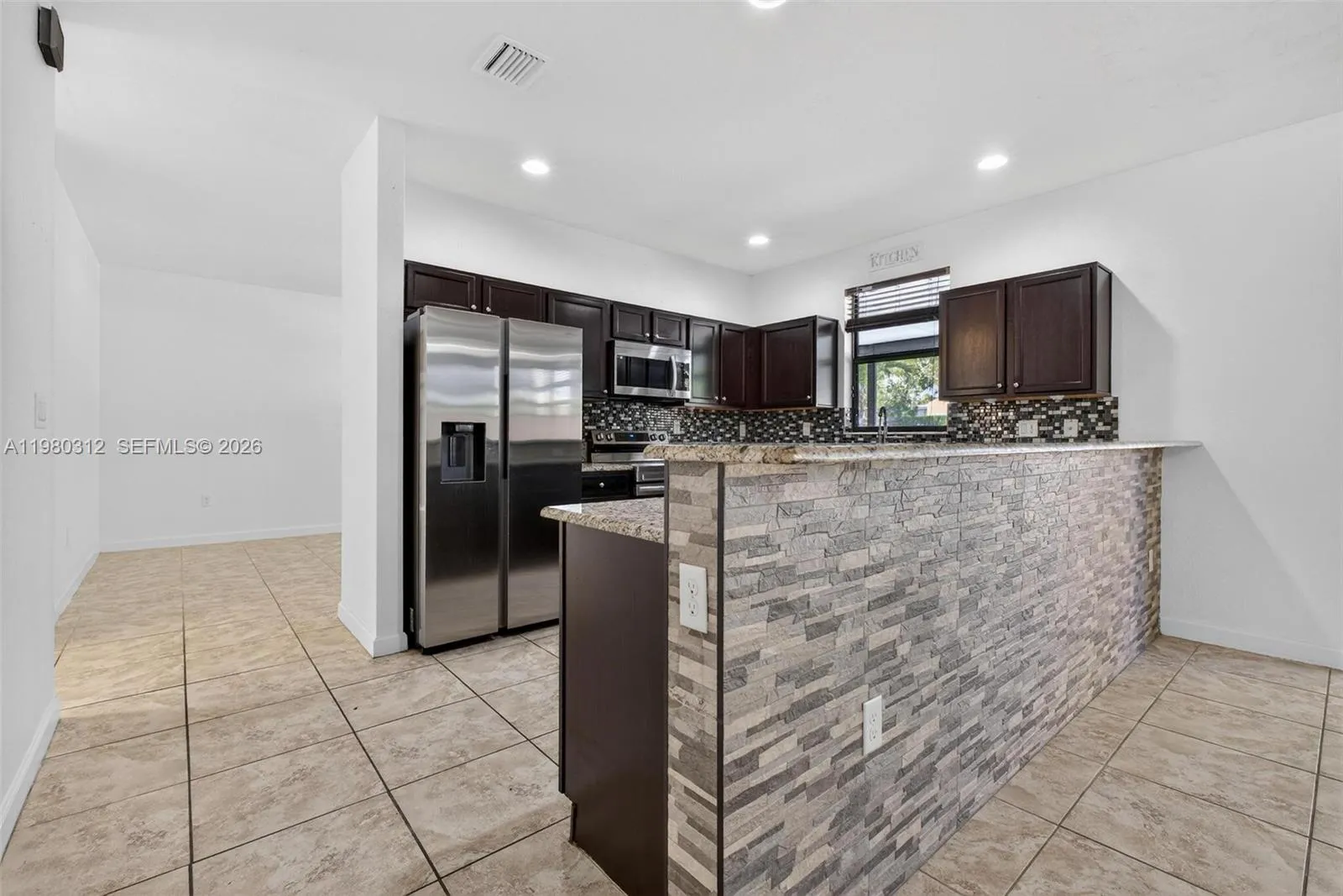 11561 Sw 232nd Ln 11561, Homestead, Florida 33032, Homestead, Florida 33032, 4 Bedrooms Bedrooms, ,2 BathroomsBathrooms,Residential Lease,For Rent,11561 Sw 232nd Ln 11561, Homestead, Florida 33032,A11980312