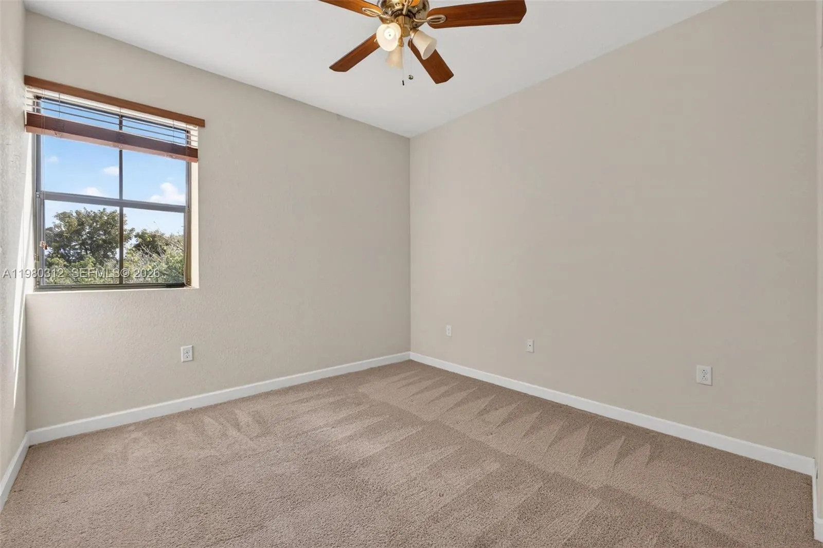 11561 Sw 232nd Ln 11561, Homestead, Florida 33032, Homestead, Florida 33032, 4 Bedrooms Bedrooms, ,2 BathroomsBathrooms,Residential Lease,For Rent,11561 Sw 232nd Ln 11561, Homestead, Florida 33032,A11980312