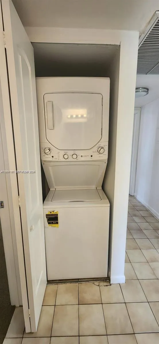 880 Ne 207th Ter 104-10, Miami, Florida 33179, Miami, Florida 33179, 2 Bedrooms Bedrooms, ,2 BathroomsBathrooms,Residential Lease,For Rent,880 Ne 207th Ter 104-10, Miami, Florida 33179,A11981161