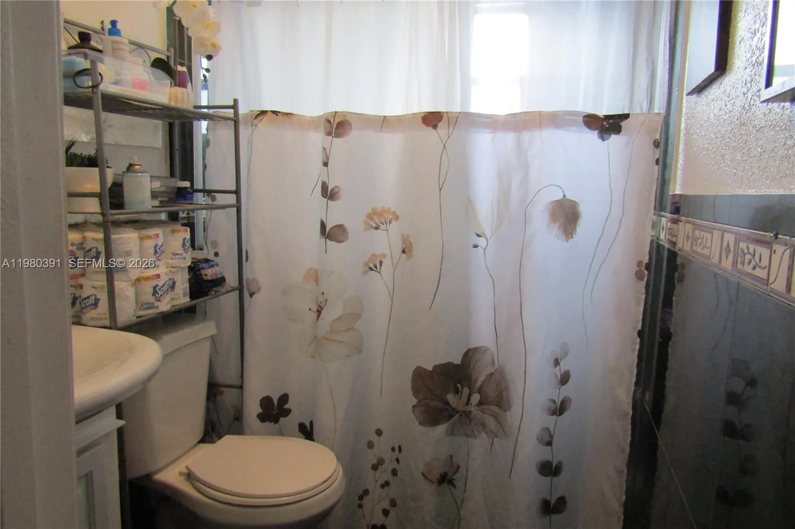 2223 Nw 32nd St, Miami, Florida 33142, Miami, Florida 33142, ,Residential Income,For Sale,2223 Nw 32nd St, Miami, Florida 33142,A11980391