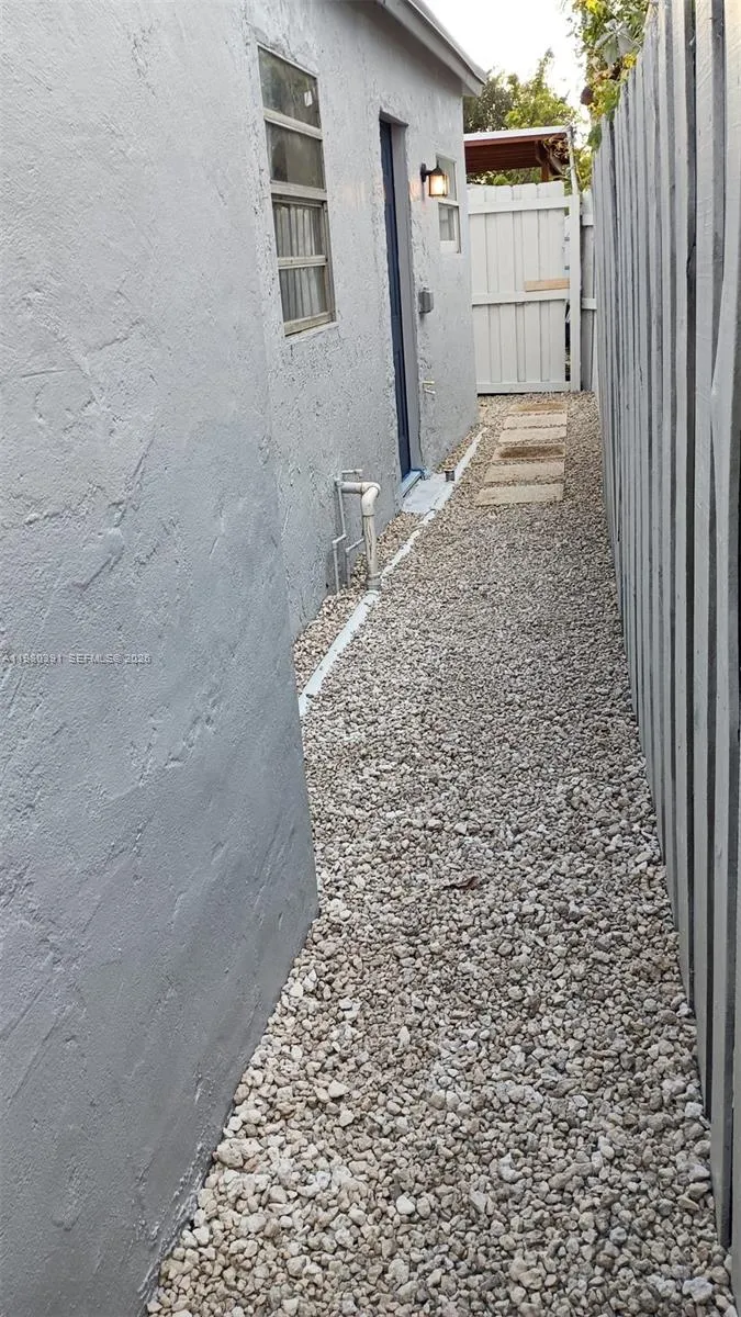 2223 Nw 32nd St, Miami, Florida 33142, Miami, Florida 33142, ,Residential Income,For Sale,2223 Nw 32nd St, Miami, Florida 33142,A11980391