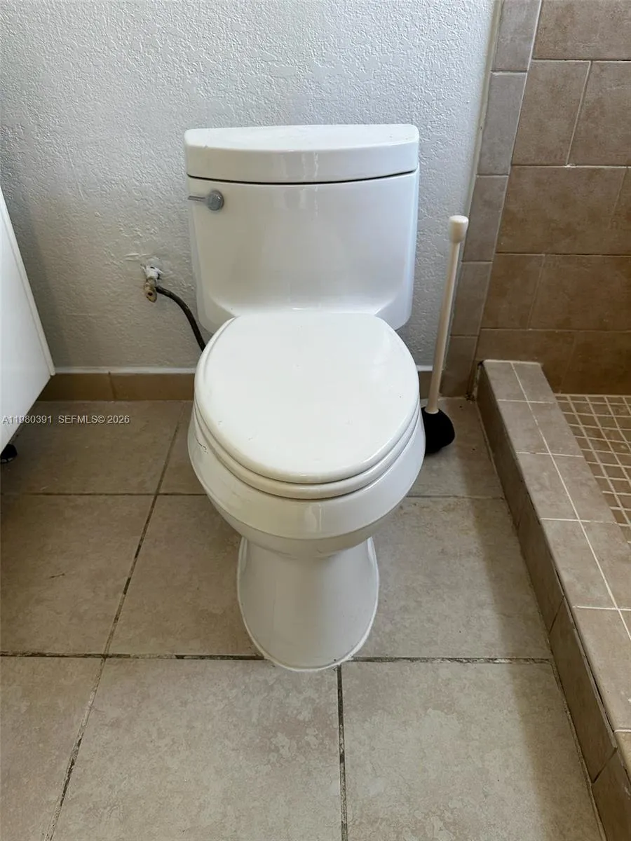 2223 Nw 32nd St, Miami, Florida 33142, Miami, Florida 33142, ,Residential Income,For Sale,2223 Nw 32nd St, Miami, Florida 33142,A11980391