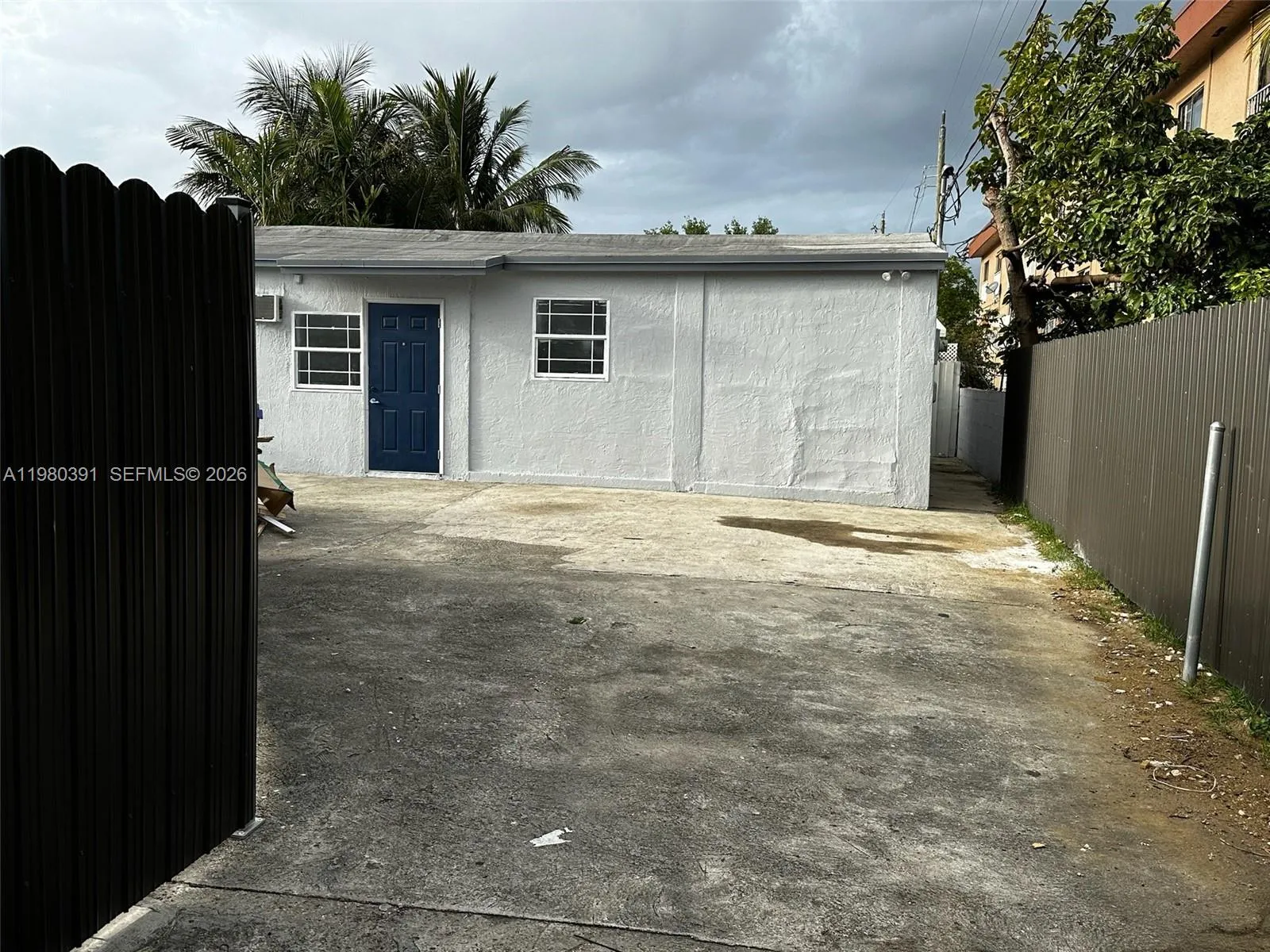 2223 Nw 32nd St, Miami, Florida 33142, Miami, Florida 33142, ,Residential Income,For Sale,2223 Nw 32nd St, Miami, Florida 33142,A11980391