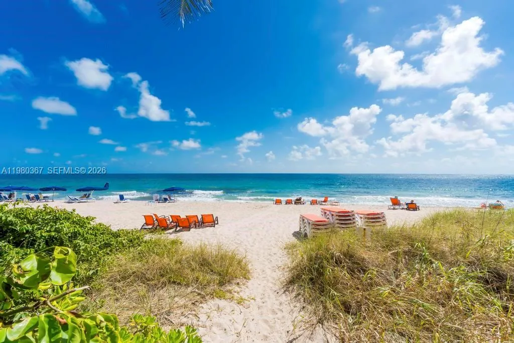 2001 N Ocean Blvd, Fort Lauderdale, Florida 33305, Fort Lauderdale, Florida 33305, 1 Bedroom Bedrooms, ,1 BathroomBathrooms,Residential,For Sale,2001 N Ocean Blvd, Fort Lauderdale, Florida 33305,A11980367
