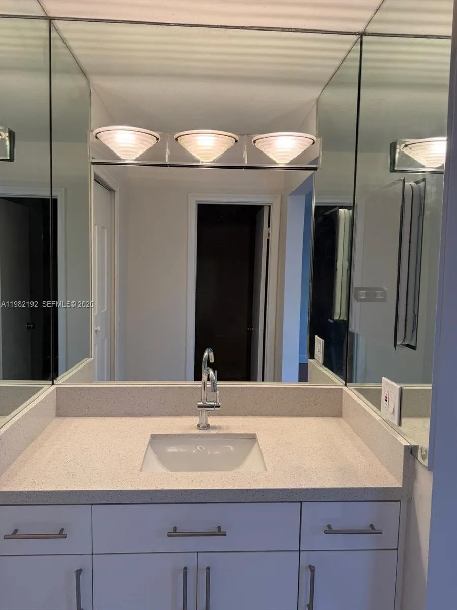 3720 Nw 116th Ter, Sunrise, Florida 33323, Sunrise, Florida 33323, 4 Bedrooms Bedrooms, ,2 BathroomsBathrooms,Residential Lease,For Rent,3720 Nw 116th Ter, Sunrise, Florida 33323,A11982192