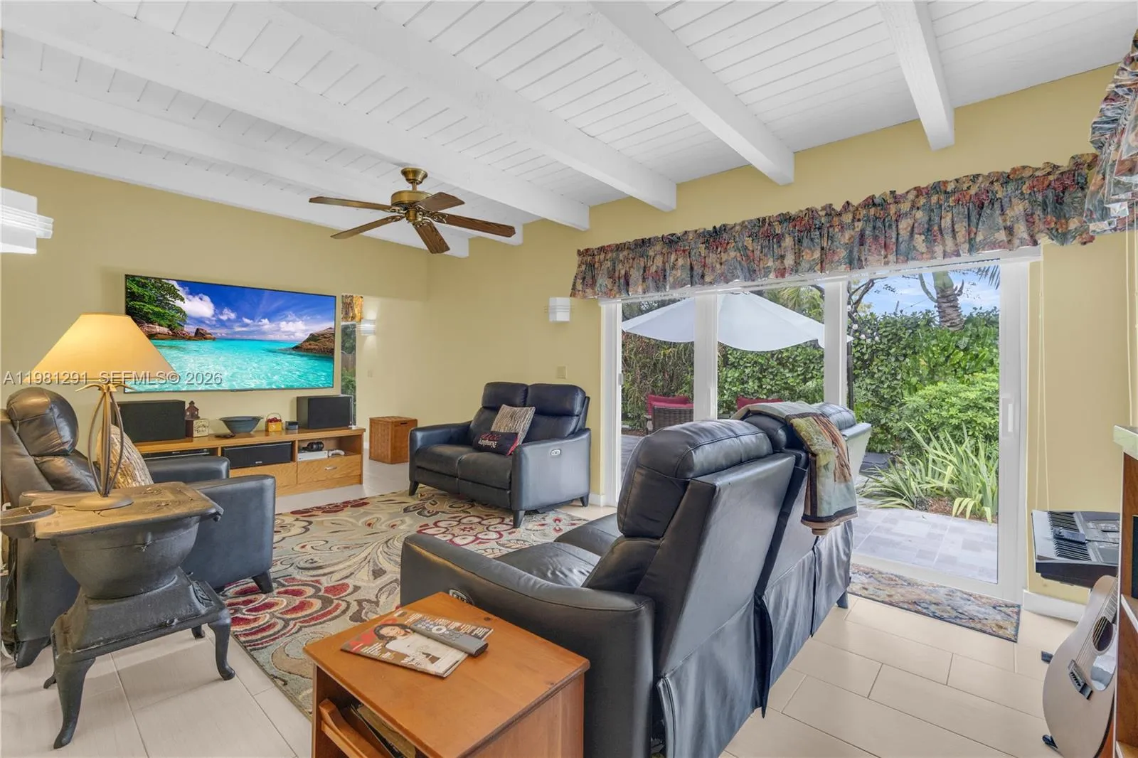 11611 Sw 106th Ter, Miami, Florida 33176, Miami, Florida 33176, 3 Bedrooms Bedrooms, 7 Rooms Rooms,2 BathroomsBathrooms,Residential,For Sale,11611 Sw 106th Ter, Miami, Florida 33176,A11981291