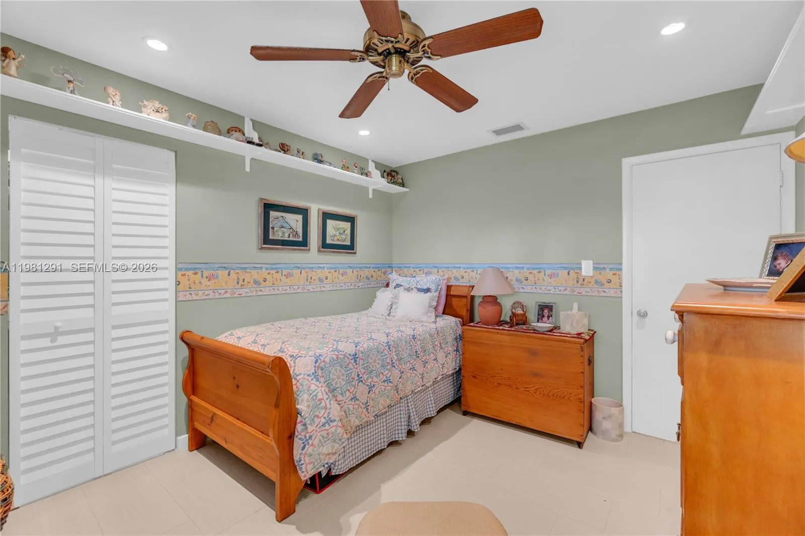 11611 Sw 106th Ter, Miami, Florida 33176, Miami, Florida 33176, 3 Bedrooms Bedrooms, 7 Rooms Rooms,2 BathroomsBathrooms,Residential,For Sale,11611 Sw 106th Ter, Miami, Florida 33176,A11981291