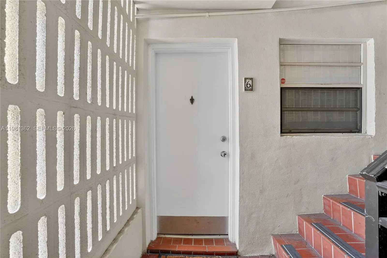 1600 S Le Jeune Rd 6, Coral Gables, Florida 33134, Coral Gables, Florida 33134, 1 Bedroom Bedrooms, ,1 BathroomBathrooms,Residential Lease,For Rent,1600 S Le Jeune Rd 6, Coral Gables, Florida 33134,A11981362