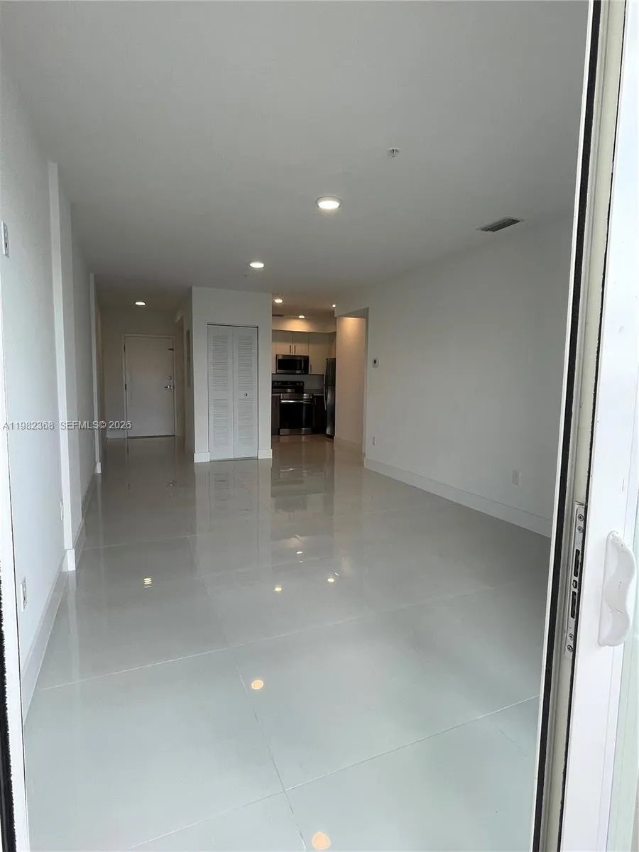 10950 Nw 82nd St 106, Doral, Florida 33178, Doral, Florida 33178, 1 Bedroom Bedrooms, ,1 BathroomBathrooms,Residential Lease,For Rent,10950 Nw 82nd St 106, Doral, Florida 33178,A11982368