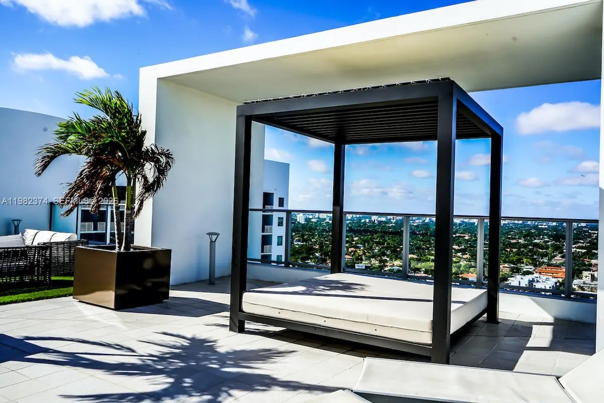 1010 Sw 2nd Ave 1007, Miami, Florida 33130, Miami, Florida 33130, 1 Bedroom Bedrooms, ,1 BathroomBathrooms,Residential Lease,For Rent,1010 Sw 2nd Ave 1007, Miami, Florida 33130,A11982374