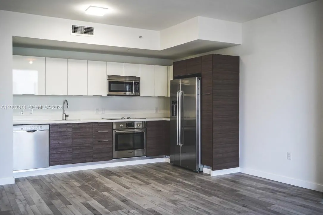 1010 Sw 2nd Ave 1007, Miami, Florida 33130, Miami, Florida 33130, 1 Bedroom Bedrooms, ,1 BathroomBathrooms,Residential Lease,For Rent,1010 Sw 2nd Ave 1007, Miami, Florida 33130,A11982374