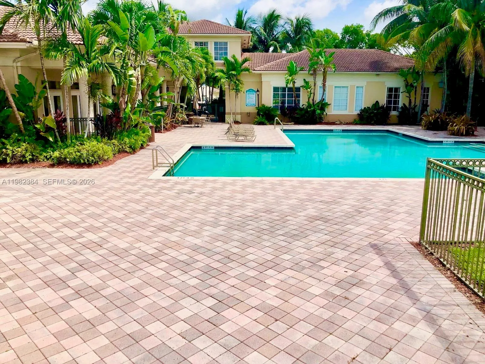 2557 Centergate Dr 103, Miramar, Florida 33025, Miramar, Florida 33025, 1 Bedroom Bedrooms, ,1 BathroomBathrooms,Residential Lease,For Rent,2557 Centergate Dr 103, Miramar, Florida 33025,A11982384