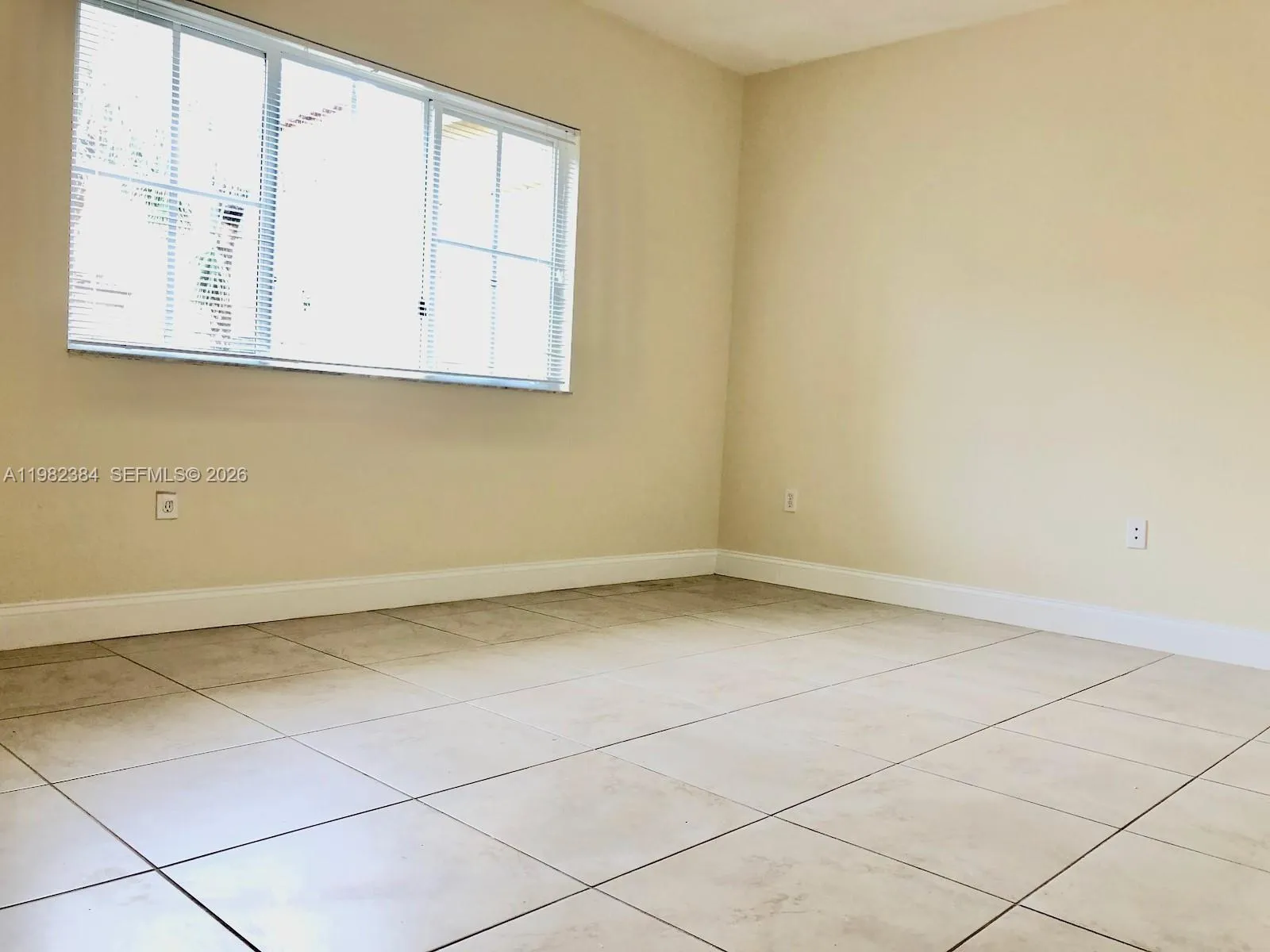 2557 Centergate Dr 103, Miramar, Florida 33025, Miramar, Florida 33025, 1 Bedroom Bedrooms, ,1 BathroomBathrooms,Residential Lease,For Rent,2557 Centergate Dr 103, Miramar, Florida 33025,A11982384