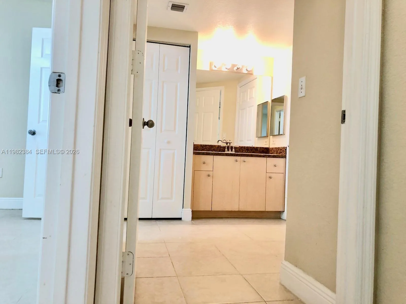 2557 Centergate Dr 103, Miramar, Florida 33025, Miramar, Florida 33025, 1 Bedroom Bedrooms, ,1 BathroomBathrooms,Residential Lease,For Rent,2557 Centergate Dr 103, Miramar, Florida 33025,A11982384