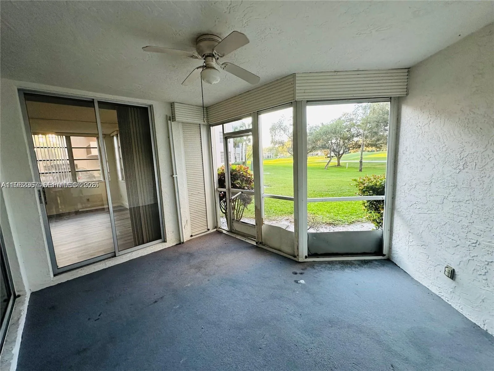 9501 Seagrape Dr 101, Davie, Florida 33324, Davie, Florida 33324, 3 Bedrooms Bedrooms, ,2 BathroomsBathrooms,Residential,For Sale,9501 Seagrape Dr 101, Davie, Florida 33324,A11982367
