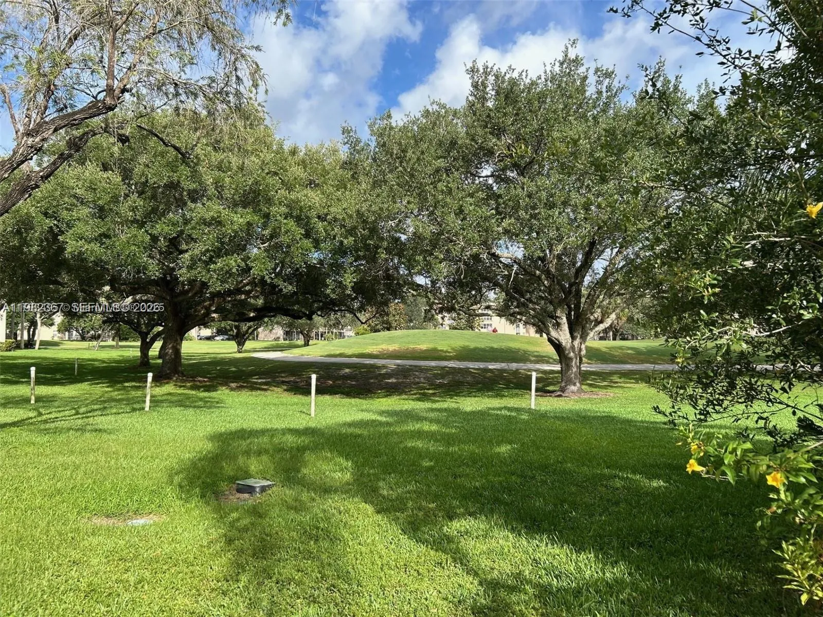 9501 Seagrape Dr 101, Davie, Florida 33324, Davie, Florida 33324, 3 Bedrooms Bedrooms, ,2 BathroomsBathrooms,Residential,For Sale,9501 Seagrape Dr 101, Davie, Florida 33324,A11982367