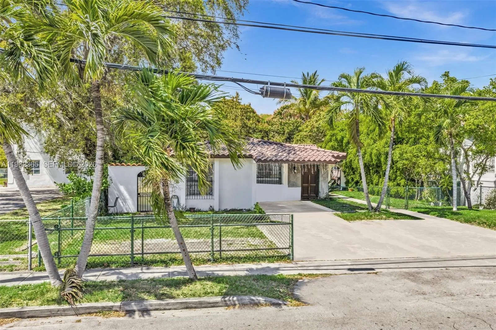 1010 Sw 14th Ave, Miami, Florida 33135, Miami, Florida 33135, ,Residential Income,For Sale,1010 Sw 14th Ave, Miami, Florida 33135,A11982365