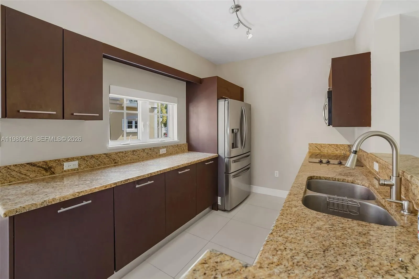 2729 Ne 184th Ln 2729, Aventura, Florida 33160, Aventura, Florida 33160, 2 Bedrooms Bedrooms, ,2 BathroomsBathrooms,Residential Lease,For Rent,2729 Ne 184th Ln 2729, Aventura, Florida 33160,A11980048