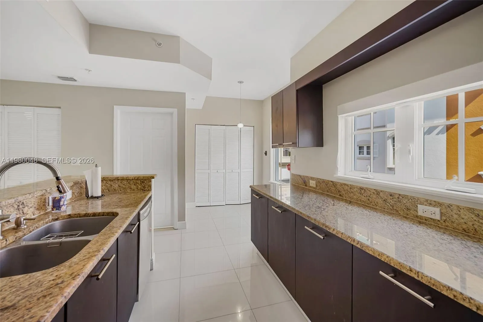 2729 Ne 184th Ln 2729, Aventura, Florida 33160, Aventura, Florida 33160, 2 Bedrooms Bedrooms, ,2 BathroomsBathrooms,Residential Lease,For Rent,2729 Ne 184th Ln 2729, Aventura, Florida 33160,A11980048