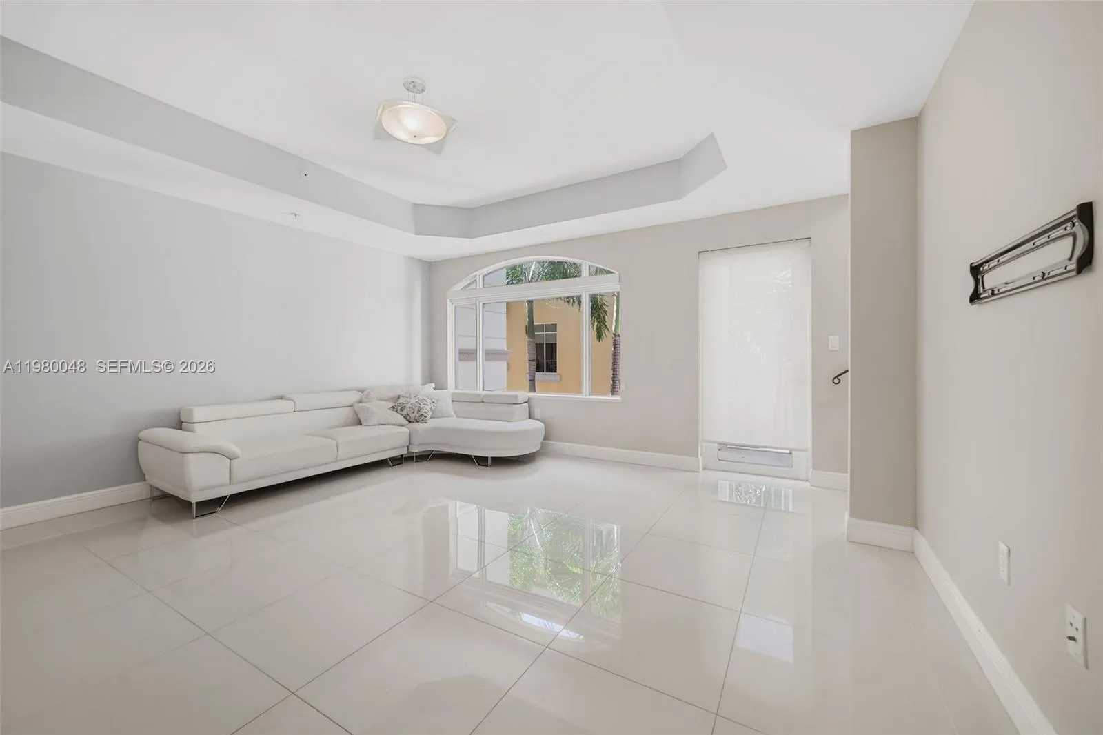 2729 Ne 184th Ln 2729, Aventura, Florida 33160, Aventura, Florida 33160, 2 Bedrooms Bedrooms, ,2 BathroomsBathrooms,Residential Lease,For Rent,2729 Ne 184th Ln 2729, Aventura, Florida 33160,A11980048