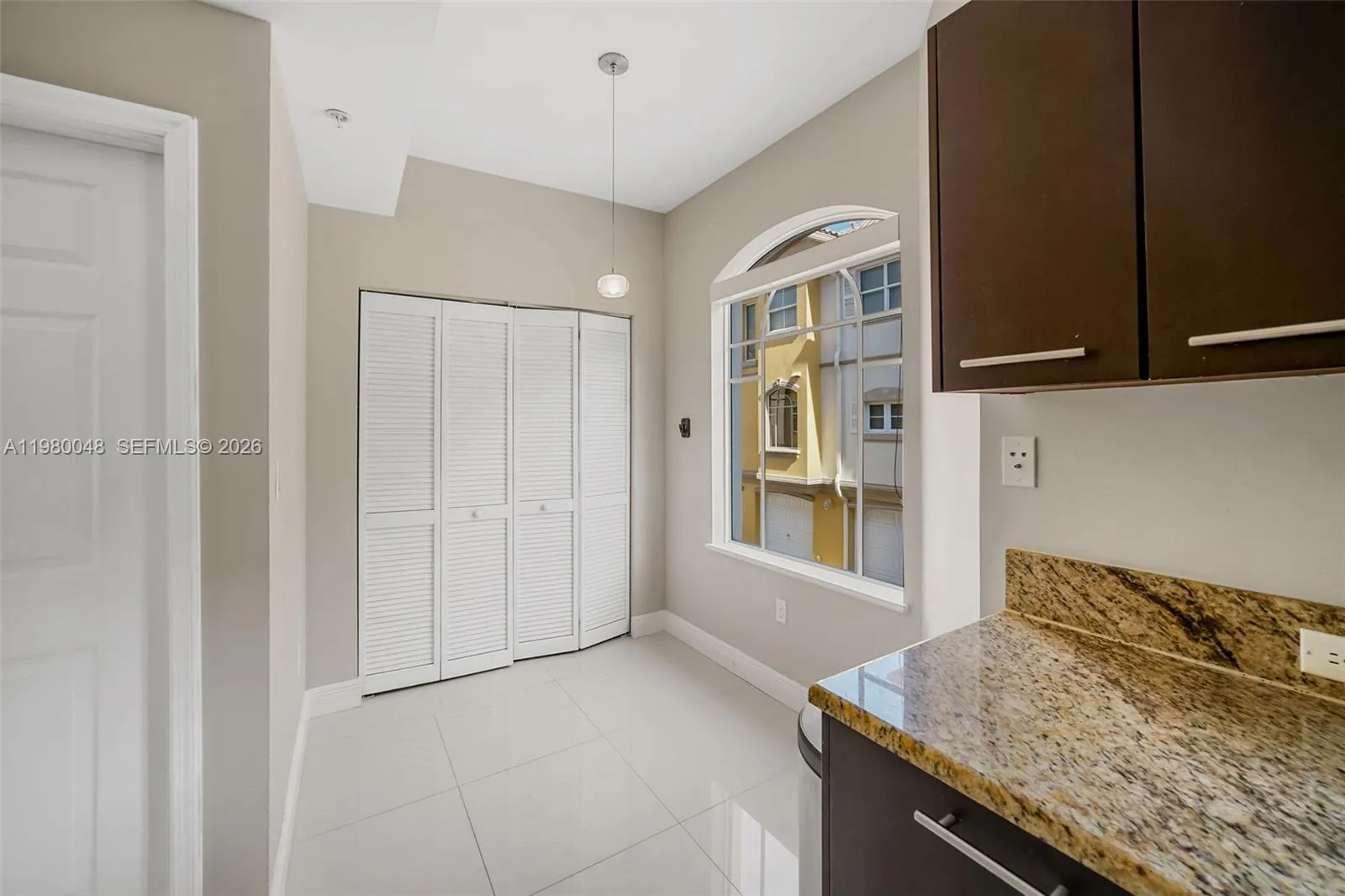 2729 Ne 184th Ln 2729, Aventura, Florida 33160, Aventura, Florida 33160, 2 Bedrooms Bedrooms, ,2 BathroomsBathrooms,Residential Lease,For Rent,2729 Ne 184th Ln 2729, Aventura, Florida 33160,A11980048