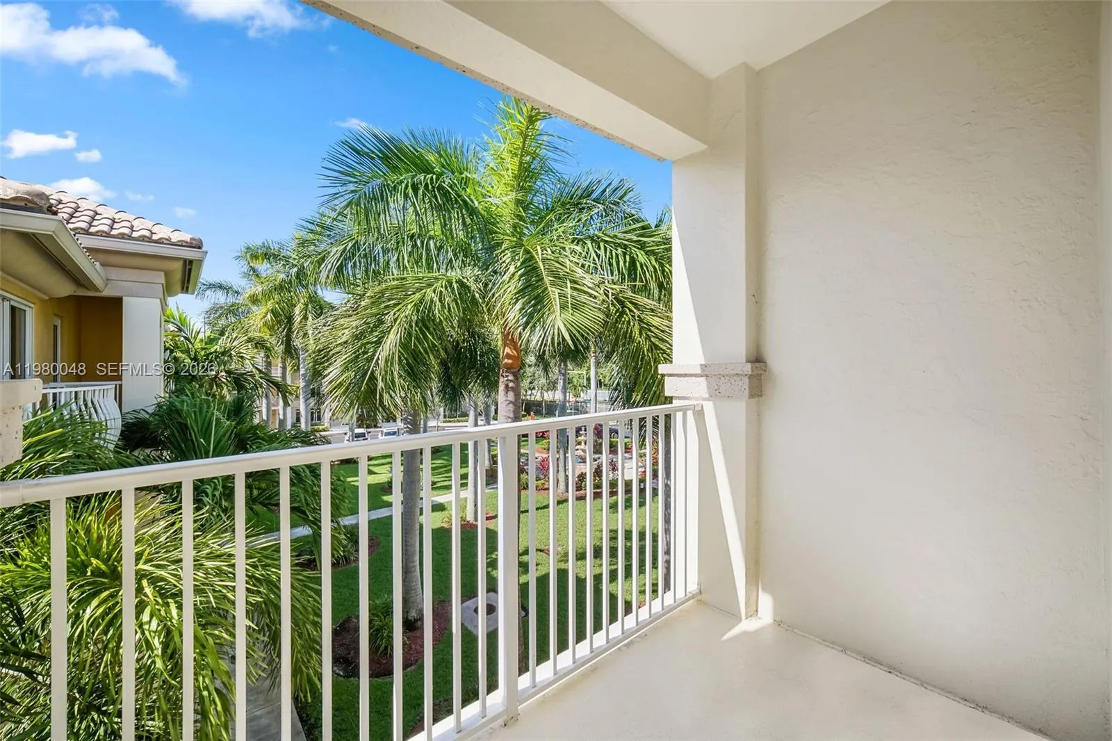 2729 Ne 184th Ln 2729, Aventura, Florida 33160, Aventura, Florida 33160, 2 Bedrooms Bedrooms, ,2 BathroomsBathrooms,Residential Lease,For Rent,2729 Ne 184th Ln 2729, Aventura, Florida 33160,A11980048