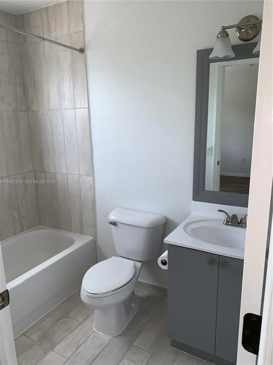 3001 Se 17th Ave 3001, Homestead, Florida 33035, Homestead, Florida 33035, 2 Bedrooms Bedrooms, ,2 BathroomsBathrooms,Residential Lease,For Rent,3001 Se 17th Ave 3001, Homestead, Florida 33035,A11982379
