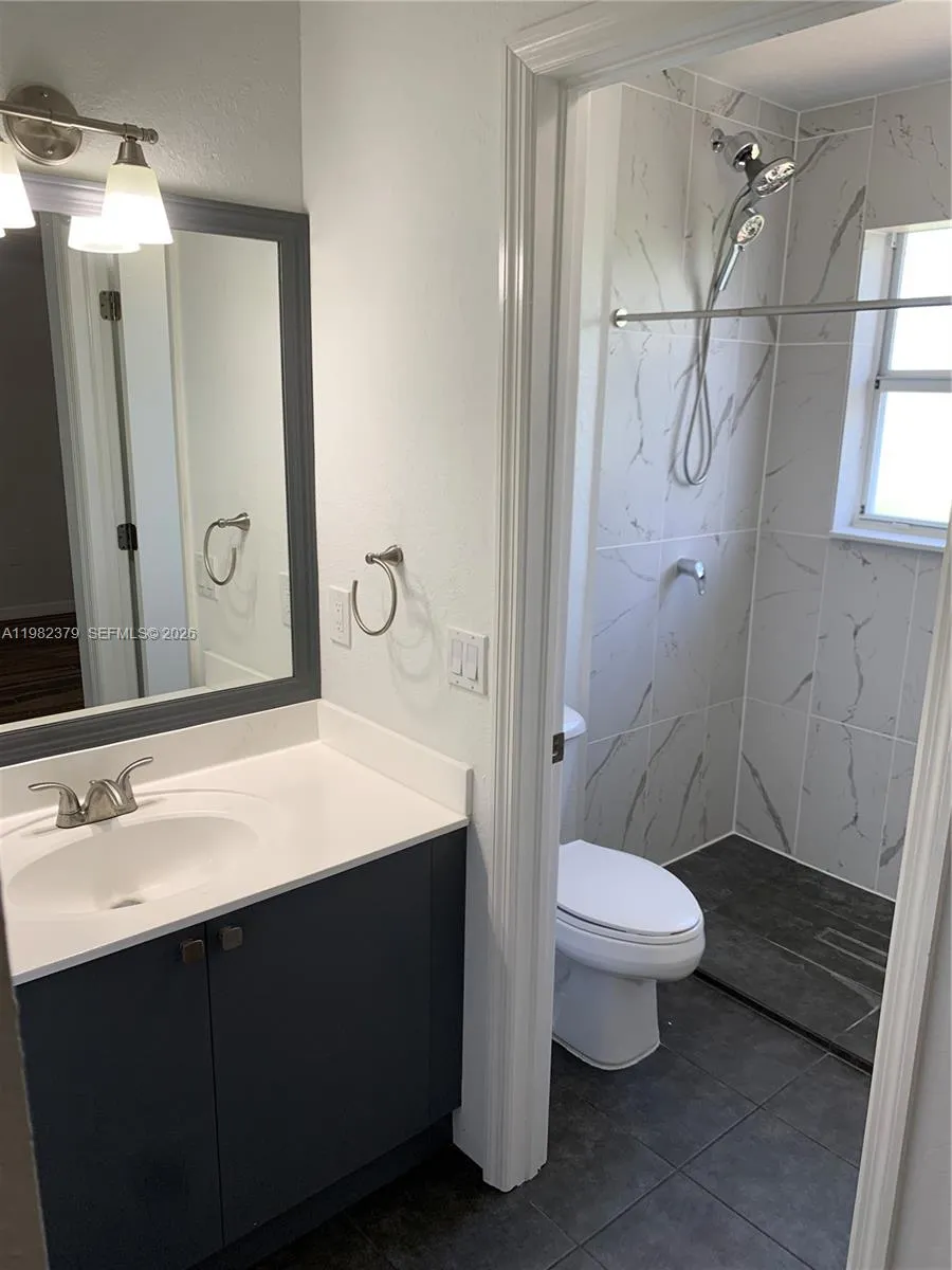3001 Se 17th Ave 3001, Homestead, Florida 33035, Homestead, Florida 33035, 2 Bedrooms Bedrooms, ,2 BathroomsBathrooms,Residential Lease,For Rent,3001 Se 17th Ave 3001, Homestead, Florida 33035,A11982379