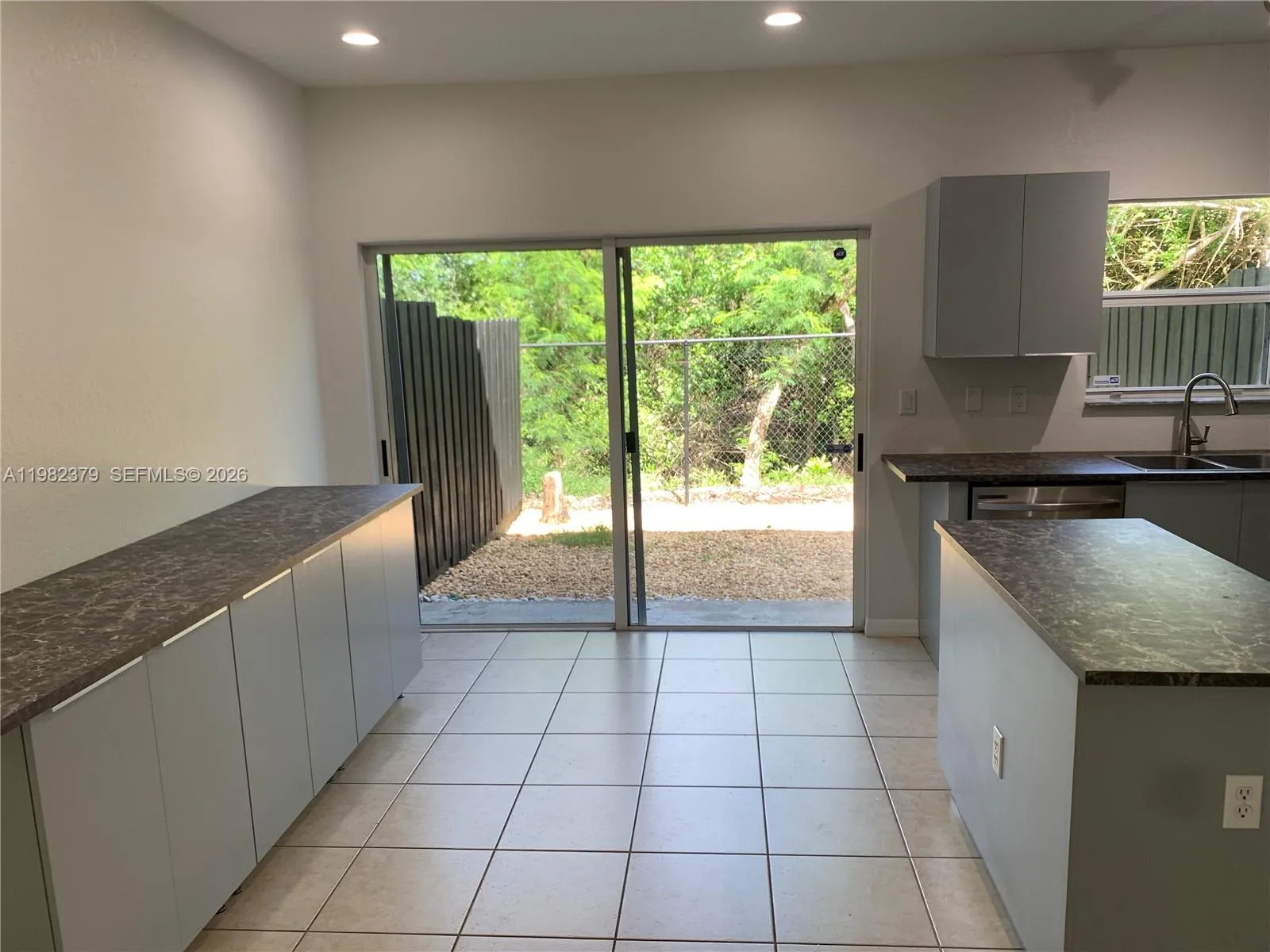 3001 Se 17th Ave 3001, Homestead, Florida 33035, Homestead, Florida 33035, 2 Bedrooms Bedrooms, ,2 BathroomsBathrooms,Residential Lease,For Rent,3001 Se 17th Ave 3001, Homestead, Florida 33035,A11982379