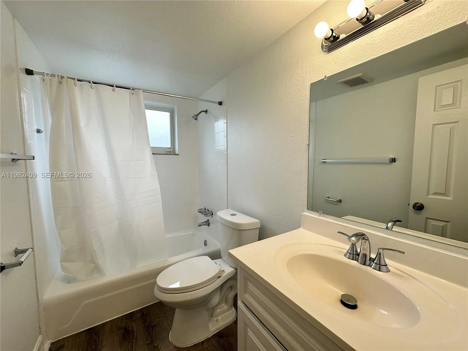 1400 Ne 56th St 109, Fort Lauderdale, Florida 3333, Fort Lauderdale, Florida 33334, 1 Bedroom Bedrooms, ,1 BathroomBathrooms,Residential Lease,For Rent,1400 Ne 56th St 109, Fort Lauderdale, Florida 3333,A11982409