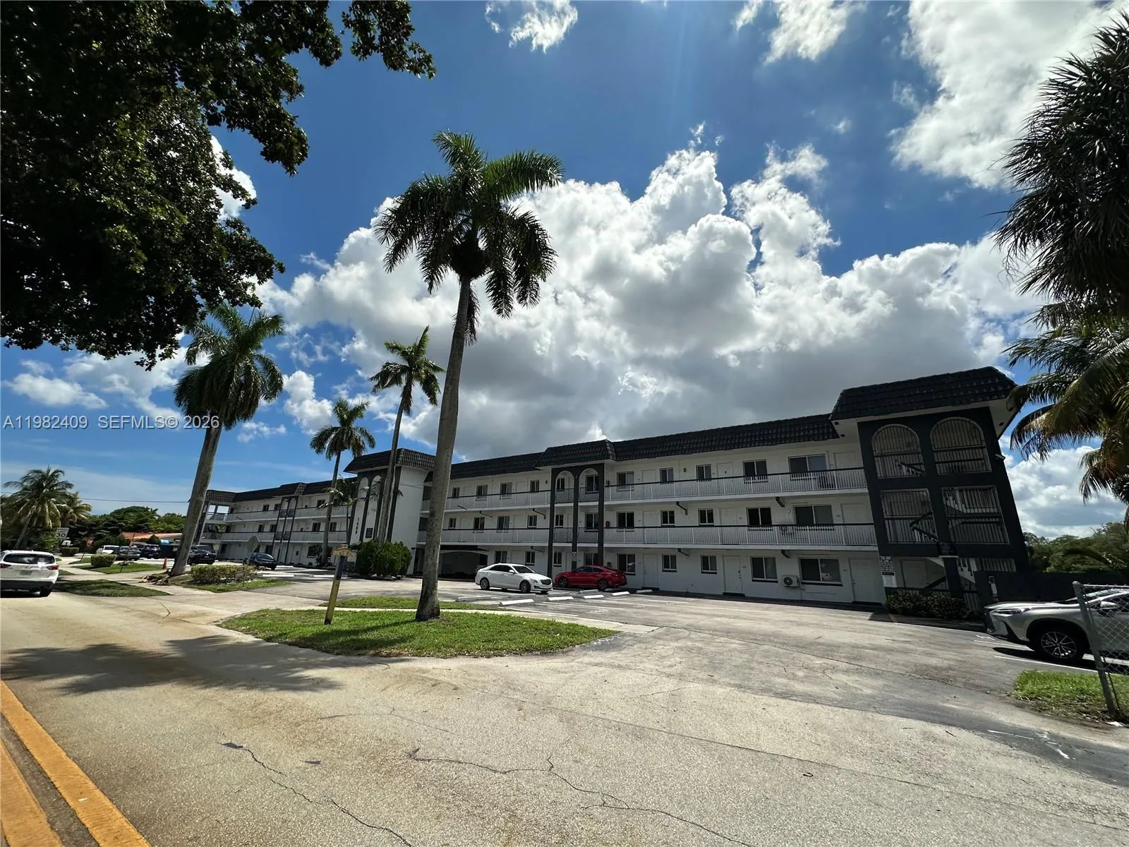 1400 Ne 56th St 109, Fort Lauderdale, Florida 3333, Fort Lauderdale, Florida 33334, 1 Bedroom Bedrooms, ,1 BathroomBathrooms,Residential Lease,For Rent,1400 Ne 56th St 109, Fort Lauderdale, Florida 3333,A11982409