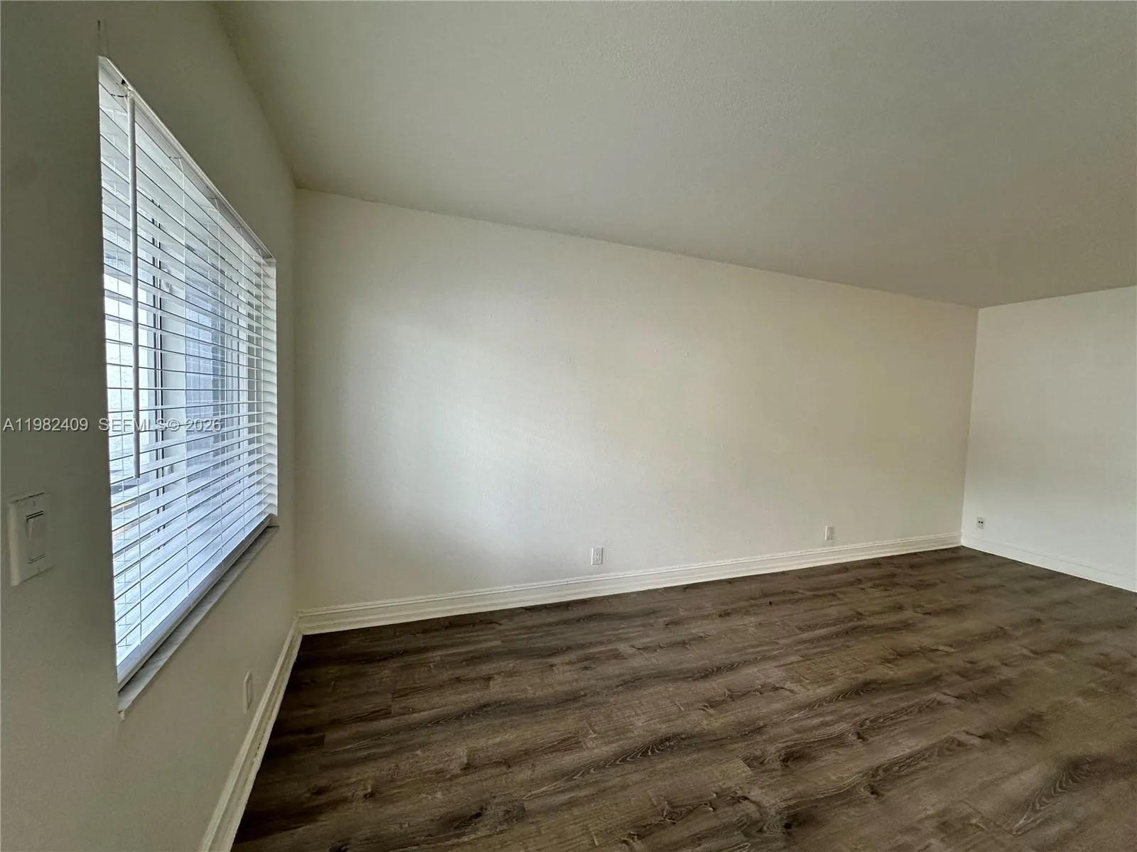 1400 Ne 56th St 109, Fort Lauderdale, Florida 3333, Fort Lauderdale, Florida 33334, 1 Bedroom Bedrooms, ,1 BathroomBathrooms,Residential Lease,For Rent,1400 Ne 56th St 109, Fort Lauderdale, Florida 3333,A11982409