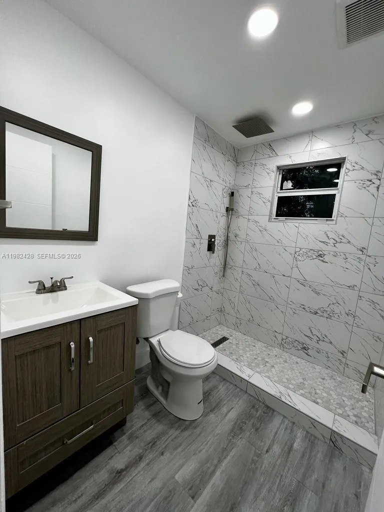 1033 Nw 3rd Ave 2, Fort Lauderdale, Florida 33311, Fort Lauderdale, Florida 33311, 2 Bedrooms Bedrooms, ,1 BathroomBathrooms,Residential Lease,For Rent,1033 Nw 3rd Ave 2, Fort Lauderdale, Florida 33311,A11982428