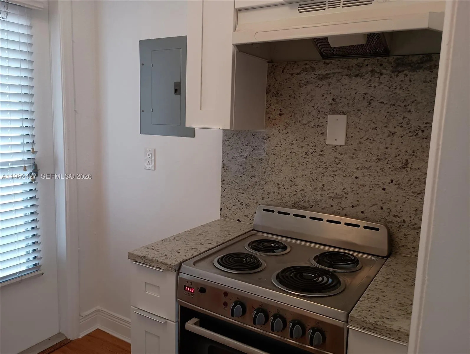 Miami Beach, Florida 33141, ,1 BathroomBathrooms,Residential Lease,For Rent,A11982427