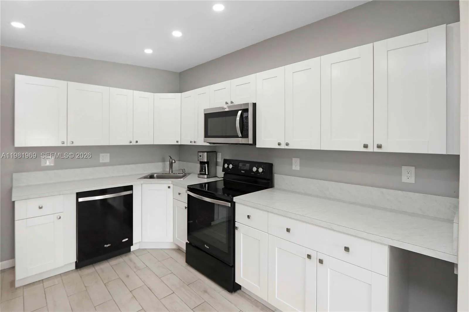 11721 Sw 112th Ter, Miami, Florida 33186, Miami, Florida 33186, 3 Bedrooms Bedrooms, ,2 BathroomsBathrooms,Residential,For Sale,11721 Sw 112th Ter, Miami, Florida 33186,A11981969