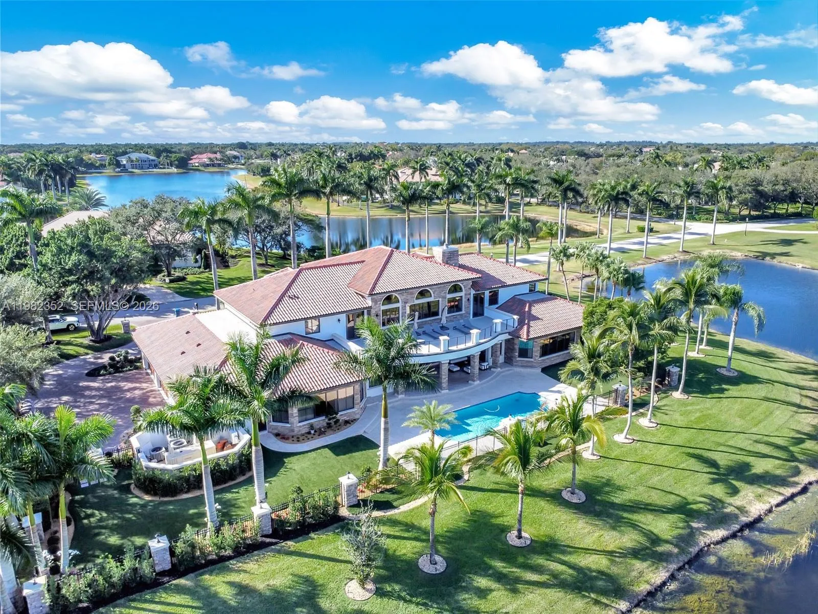 2905 Paddock Rd, Weston, Florida 33331, Weston, Florida 33331, 5 Bedrooms Bedrooms, ,6 BathroomsBathrooms,Residential,For Sale,2905 Paddock Rd, Weston, Florida 33331,A11982352