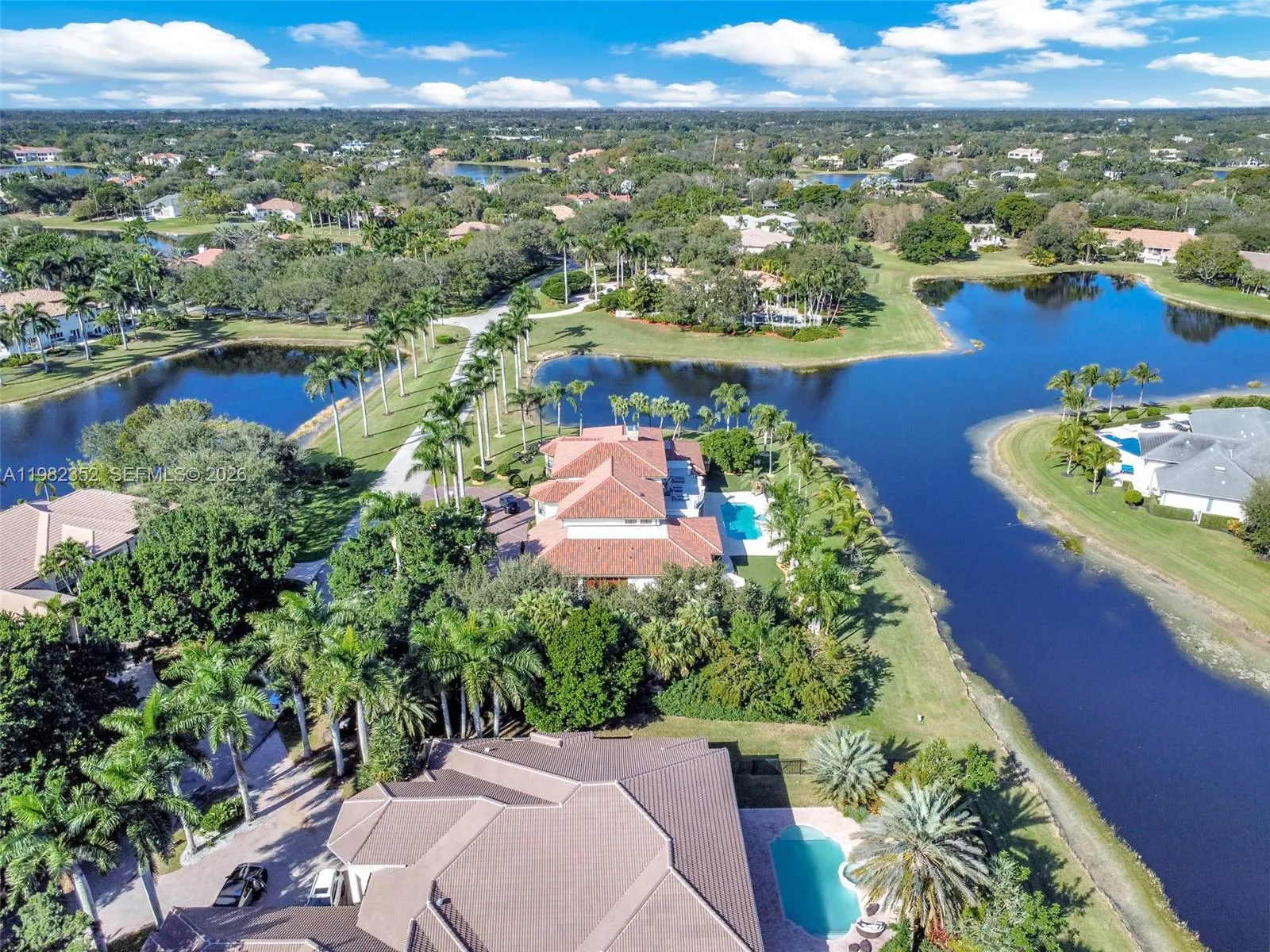 2905 Paddock Rd, Weston, Florida 33331, Weston, Florida 33331, 5 Bedrooms Bedrooms, ,6 BathroomsBathrooms,Residential,For Sale,2905 Paddock Rd, Weston, Florida 33331,A11982352