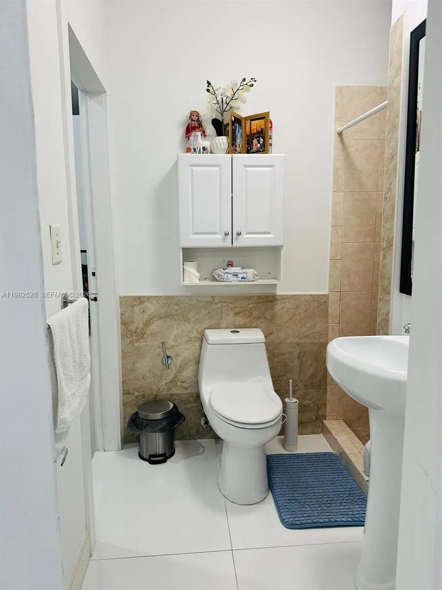3482 Sw 152nd Pl 3482, Miami, Florida 33185, Miami, Florida 33185, 3 Bedrooms Bedrooms, ,2 BathroomsBathrooms,Residential Lease,For Rent,3482 Sw 152nd Pl 3482, Miami, Florida 33185,A11982528