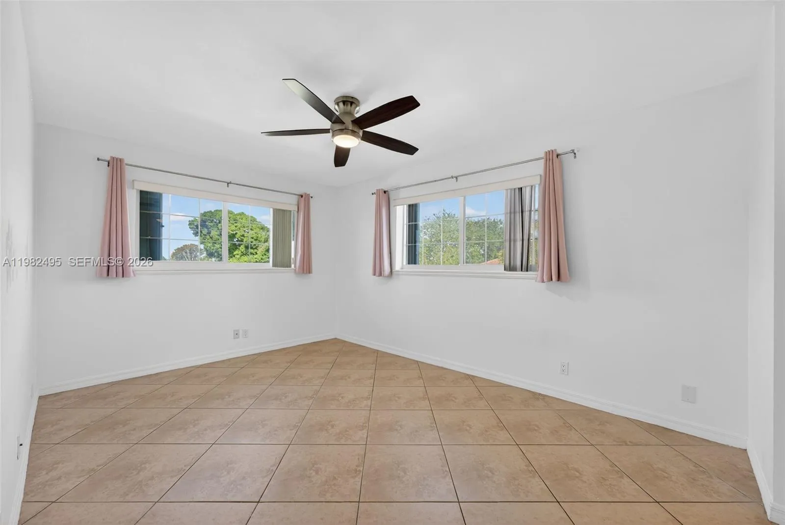 3000 Ne 5th Ter 308-a, Wilton Manors, Florida 3333, Wilton Manors, Florida 33334, 2 Bedrooms Bedrooms, ,2 BathroomsBathrooms,Residential Lease,For Rent,3000 Ne 5th Ter 308-a, Wilton Manors, Florida 3333,A11982495