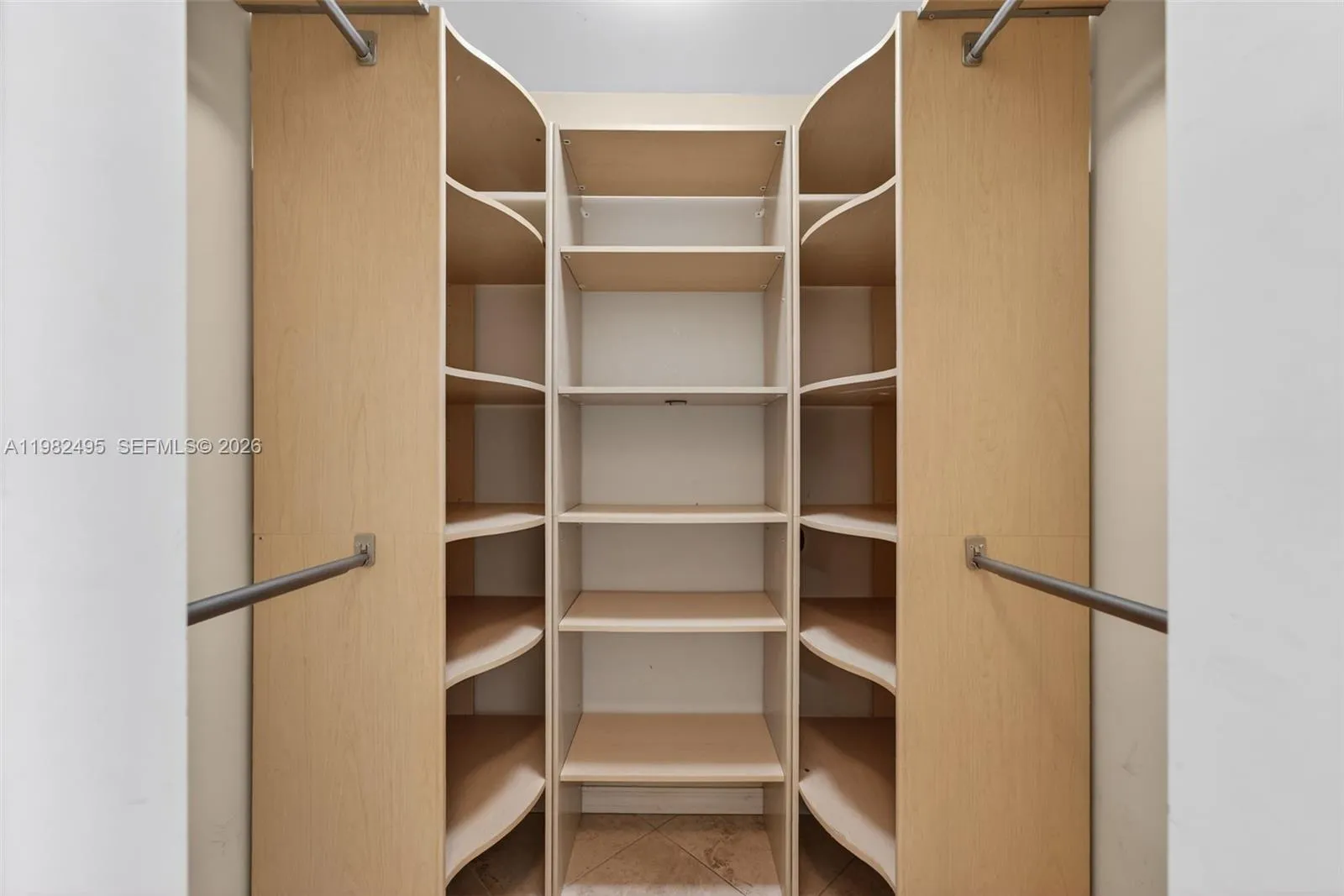 3000 Ne 5th Ter 308-a, Wilton Manors, Florida 3333, Wilton Manors, Florida 33334, 2 Bedrooms Bedrooms, ,2 BathroomsBathrooms,Residential Lease,For Rent,3000 Ne 5th Ter 308-a, Wilton Manors, Florida 3333,A11982495