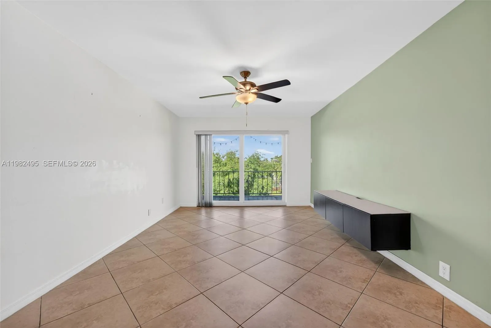 3000 Ne 5th Ter 308-a, Wilton Manors, Florida 3333, Wilton Manors, Florida 33334, 2 Bedrooms Bedrooms, ,2 BathroomsBathrooms,Residential Lease,For Rent,3000 Ne 5th Ter 308-a, Wilton Manors, Florida 3333,A11982495