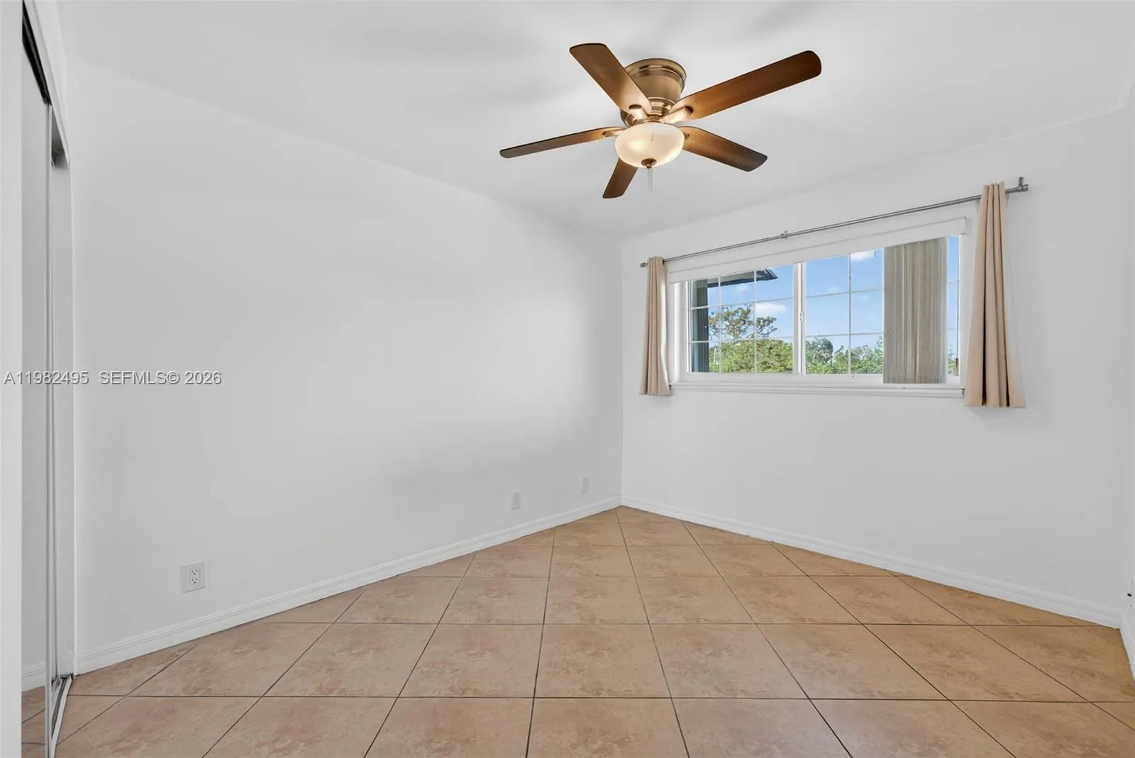 3000 Ne 5th Ter 308-a, Wilton Manors, Florida 3333, Wilton Manors, Florida 33334, 2 Bedrooms Bedrooms, ,2 BathroomsBathrooms,Residential Lease,For Rent,3000 Ne 5th Ter 308-a, Wilton Manors, Florida 3333,A11982495