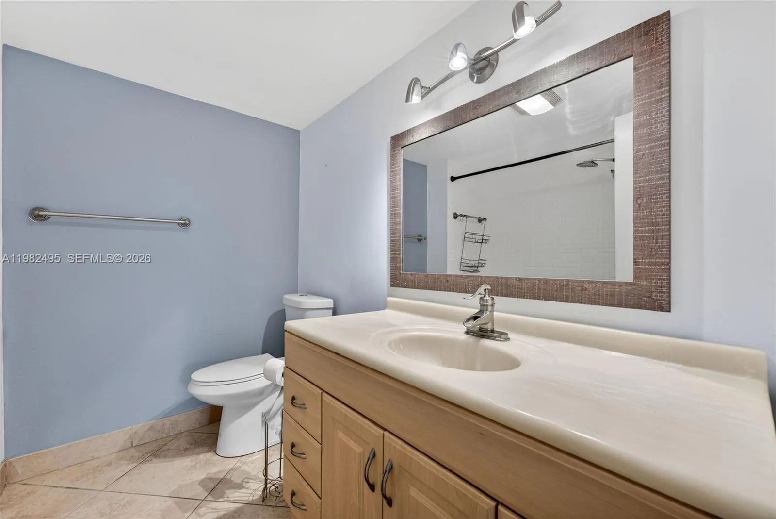 3000 Ne 5th Ter 308-a, Wilton Manors, Florida 3333, Wilton Manors, Florida 33334, 2 Bedrooms Bedrooms, ,2 BathroomsBathrooms,Residential Lease,For Rent,3000 Ne 5th Ter 308-a, Wilton Manors, Florida 3333,A11982495